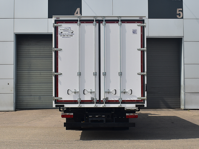 Изотермический фургон DongFeng C120L